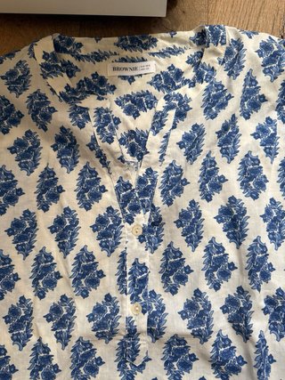 Camisa Brownie Estampada Azul y Blanca