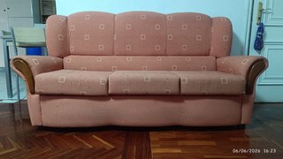 Sofá 3 plazas tela beige/rosa