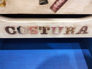 Cajonera de costura decorada