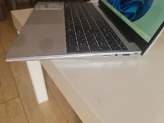 Portátil i9 10ª Gen 2TB SSD 16GB RAM