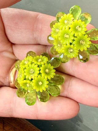 Orecchini clip vintage floreali verdi