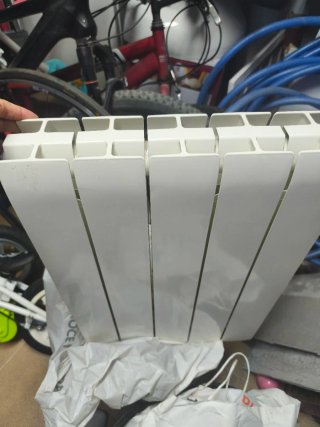 Radiador de agua blanco 5 elementos
