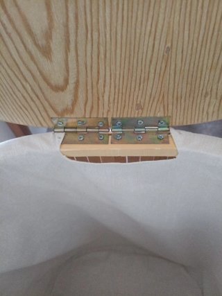 Cesto de bambú con tapa