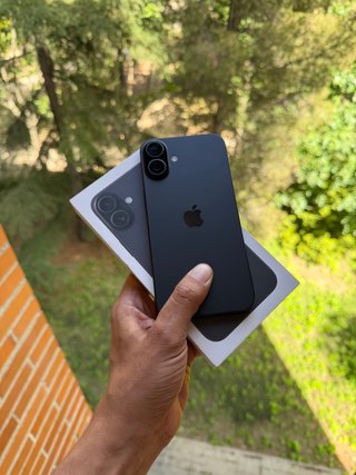 iPhone 16 Plus 128Gb