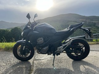 Kawasaki Z800e 2013 Negra 38.000 km