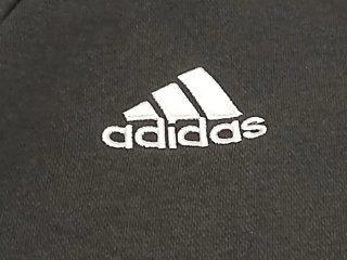 Sudadera Adidas Negra con Capucha