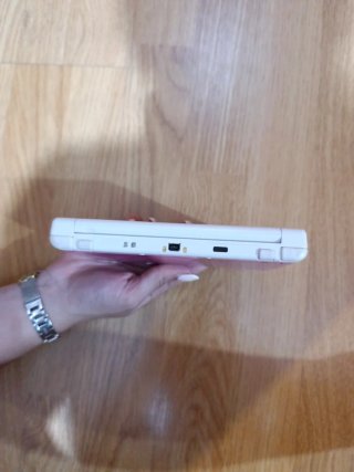 Pack con funda y 6 juegos Nintendo 3DS XL Rosa