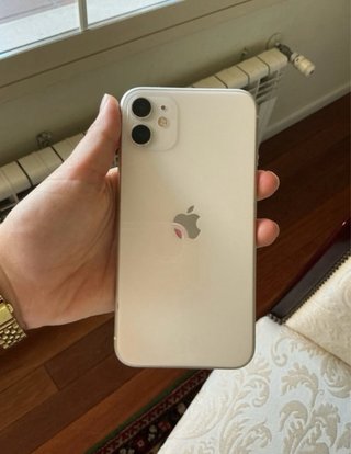 iPhone 11
