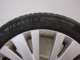 Llantas Mazda 6 con Neumáticos Michelin. 3 unidade
