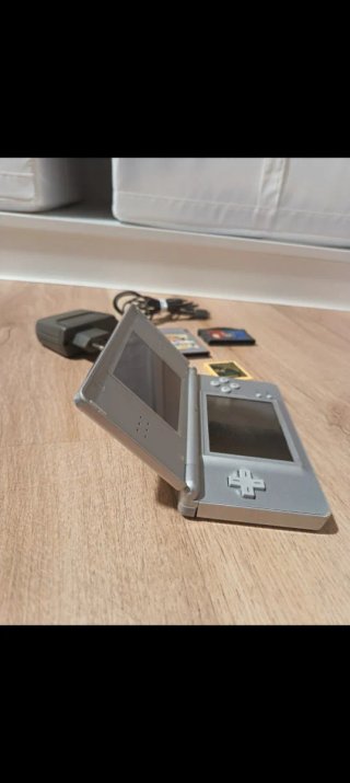 Nintendo DS Lite Argento + Accessori