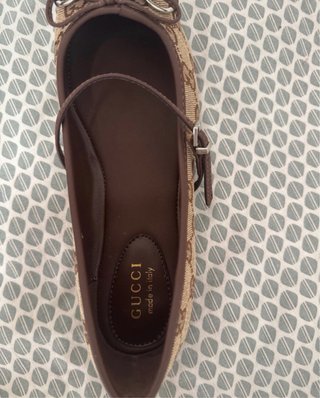 Sandalias Gucci Beige y Marrón