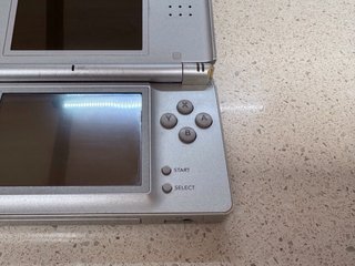 Nintendo DS Lite