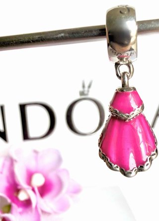 Charm Pandora Vestido Azul