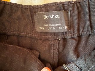 Pantalones cargo Bershka negros