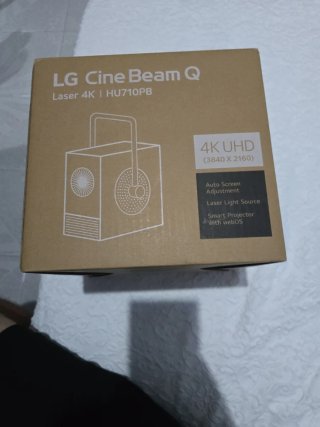 Proyector LG CineBeam Q Láser 4K HU710PB