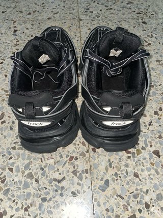 Balenciaga Track Talla 44 Negro