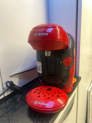 Cafetera Tassimo Bosch Roja