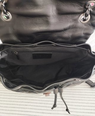 BOLSO MOCHILA EN PIEL. NUEVO