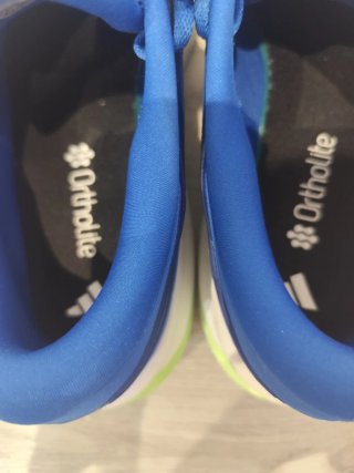 Adidas RESPONSE 2