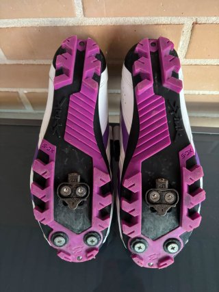 Zapatillas Ciclismo Spiuk Mujer Blancas y Moradas