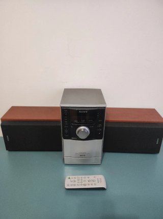 Equipo de música SONY CMT-EH10