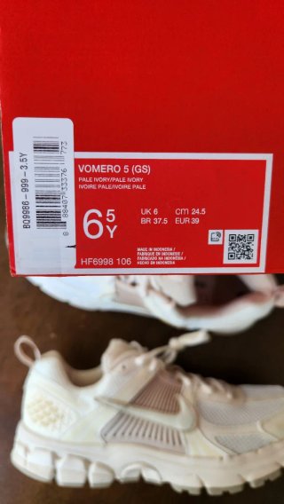 Nike Vomero 5 Beige/Blanco
