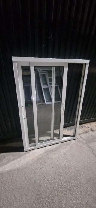 Ventana corredera aluminio vidrio sencillo