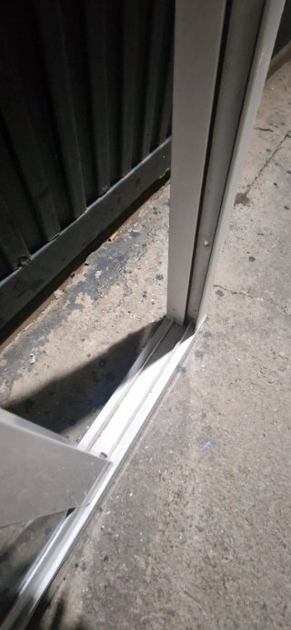 Ventana corredera aluminio vidrio sencillo