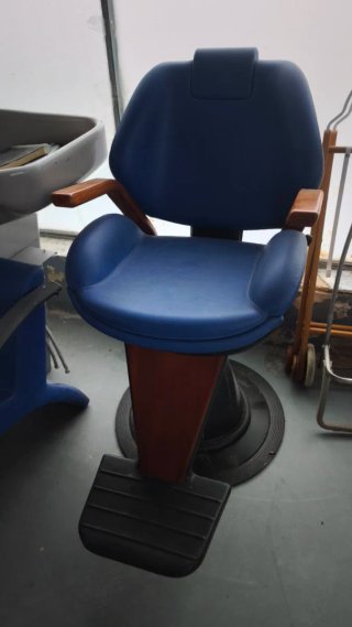 Sillón de Peluquería Azul