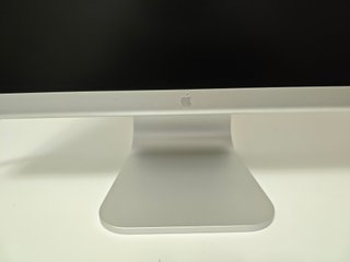 Pantalla Apple Cinema Display 20, no hago envío