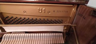 Piano Vertical Yamaha U1