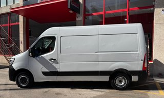 Renault Master L2 H2 con trampilla elevadora