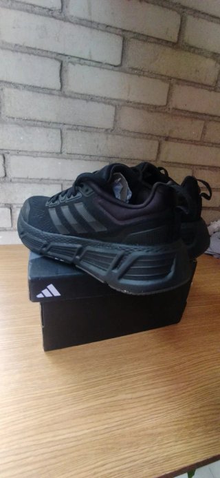Zapatillas Adidas Questar 3 UK 7