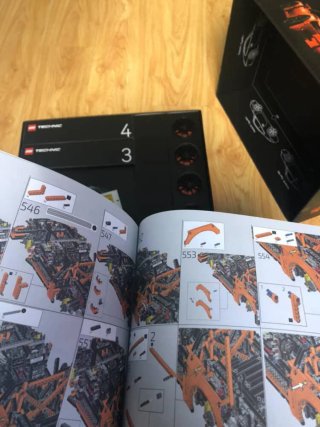 Lego Technic Porsche 911 GT3 RS 42056