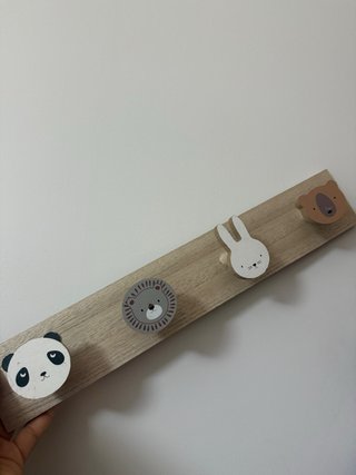 Perchero infantil animales madera