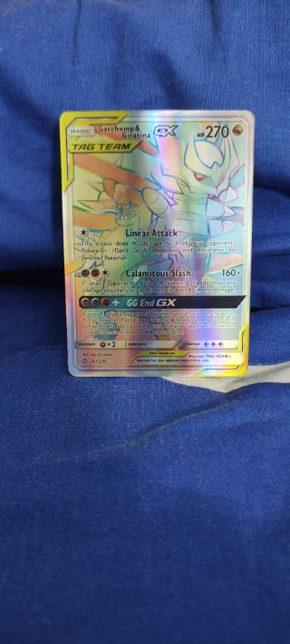 Carta Pokémon Garchomp & Giratina GX 270 HP