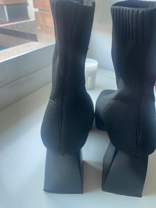 Botín calcetín negro talla 37