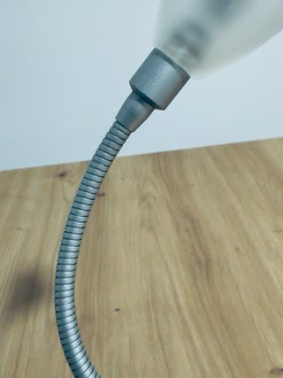Lamparita flexible metal y vidrio