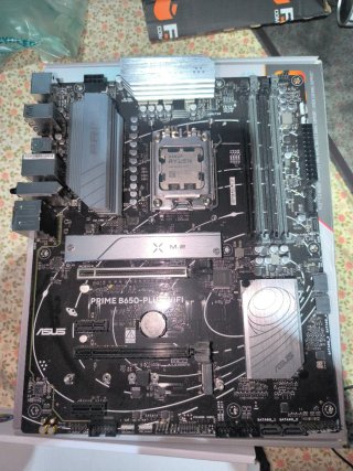 Placa Base ASUS PRIME B650-PLUS WIFI ryzen 5 7600x