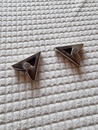 Coppia Puntali Colletto di colore Argento.