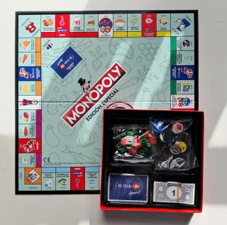 Lote de 7 juegos (3 de mesa + 4 plastilinas)