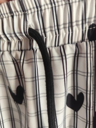 Pantalón fluido cuadros y corazones talla 2XL (48)