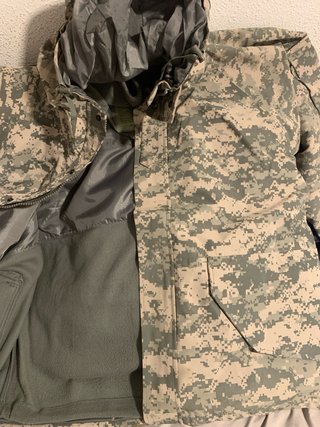 Abrigo militar camuflado chubasquero