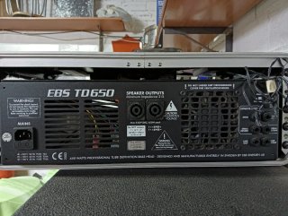 Amplificador Bajo EBS TD650 + Cabina Ampeg Classic