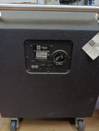 Amplificador Bajo EBS TD650 + Cabina Ampeg Classic