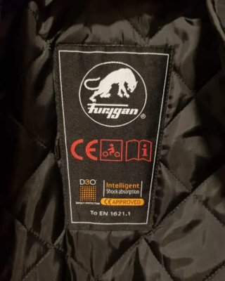 Chaqueta cuero moto