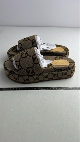 Sandalias Gucci Talla 40 Beige/Marrón . 36-40
