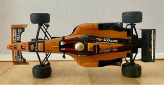 Coche F1 Scalextric Arrows Lost Boys