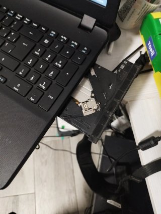 Portátil Acer 8GB RAM 480GB Disco Duro