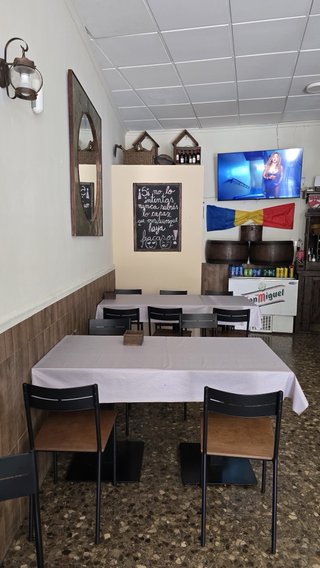 Vendo bar restaurante insonorizado